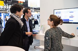 Export promotion expert Beate Voell explains GTAI's comprehensive online portfolio.