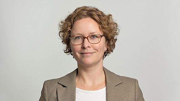 Esther Frey