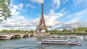 Eiffel tower at morning